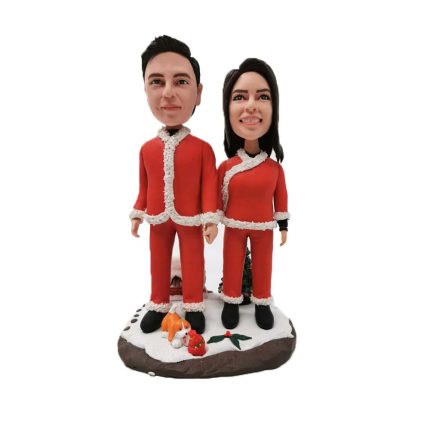 Christmas Couple Custom Bobblehead Standing in The Snow