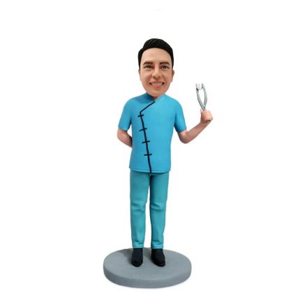 Dentist Holding Pliers Bobblehead