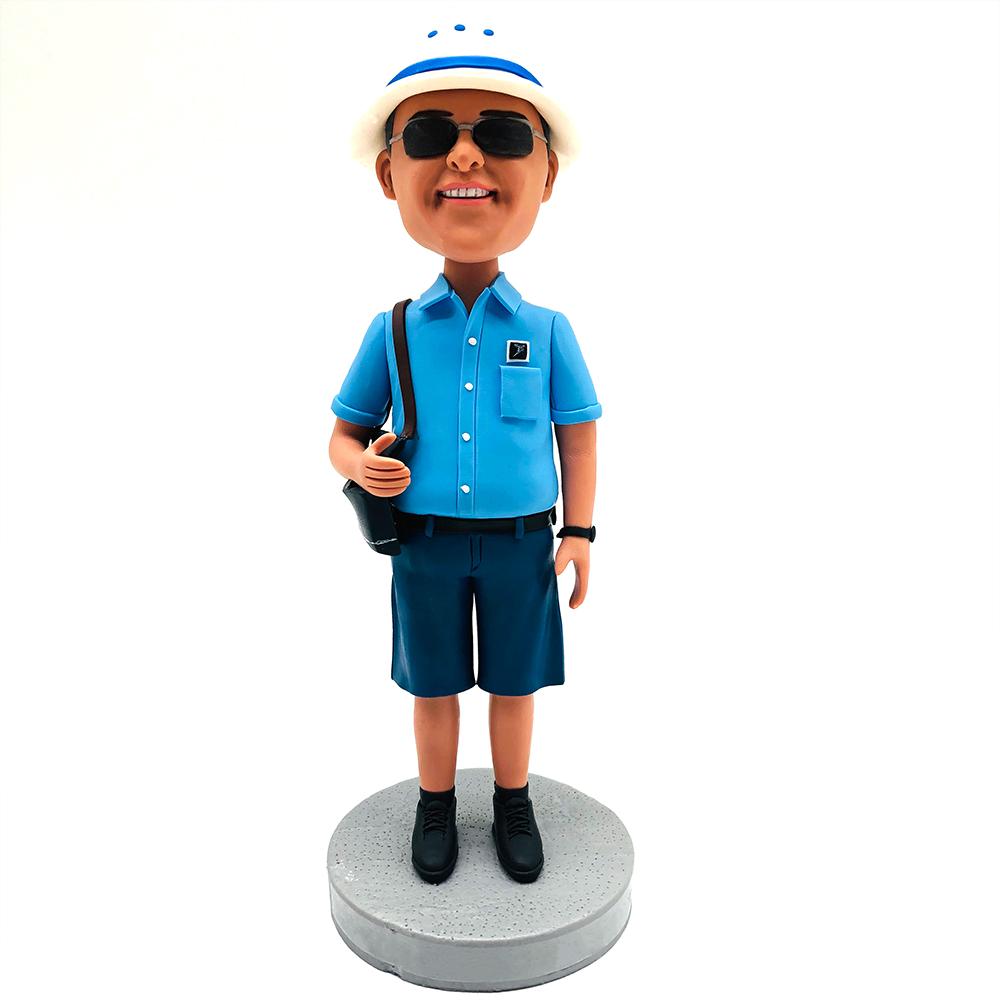Man Wearing Sunglasses Bobblehead Man Wearing Sunglasses Bobblehead