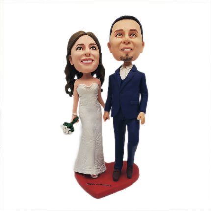 Holding Hands Couple Bobblehead