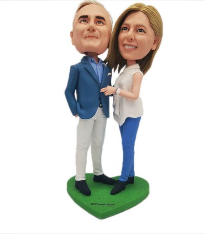 Couple In-Love Personalized Bobblehead Anniversary Gift